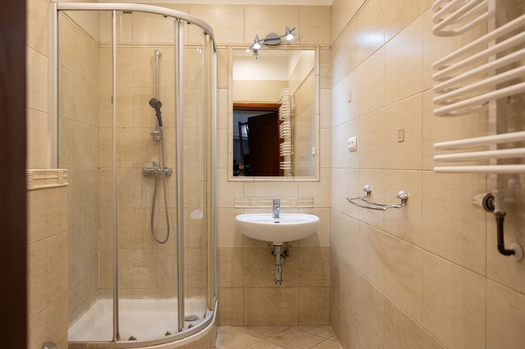 Dom 5 pokojowe na Sprzedaż