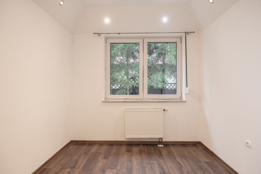 Dom 5 pokojowe na Sprzedaż