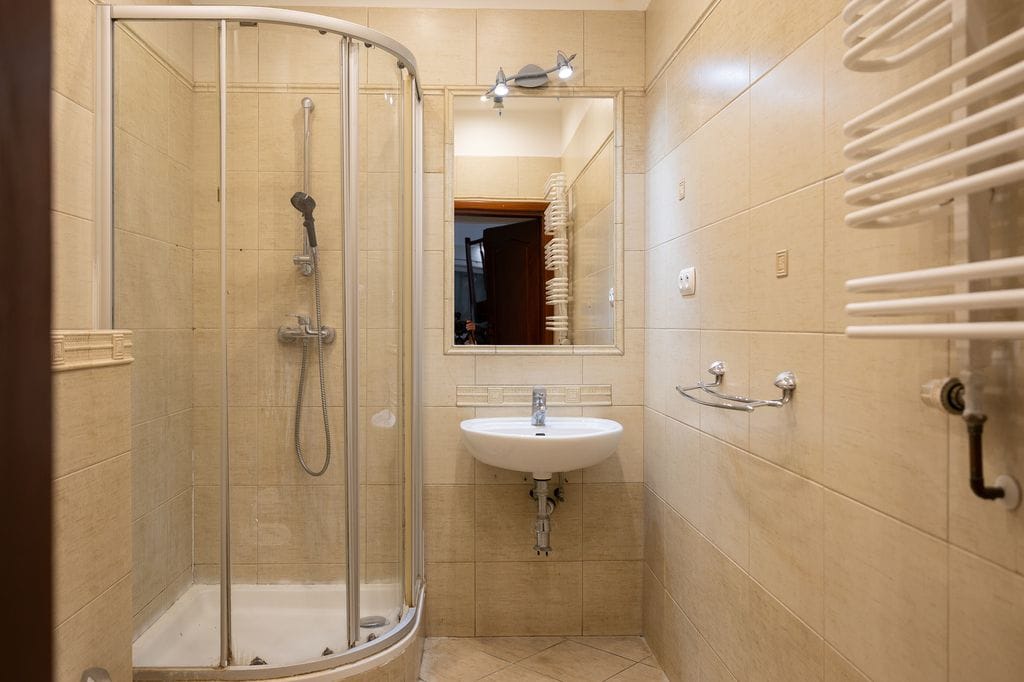 Dom 5 pokojowe na Sprzedaż