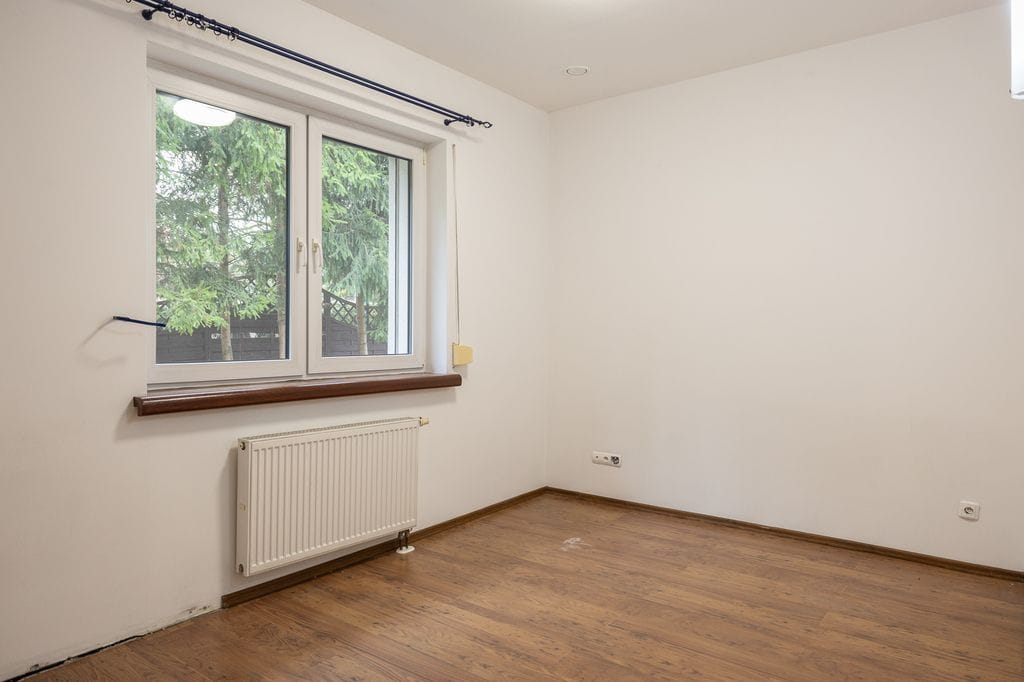 Dom 5 pokojowe na Sprzedaż