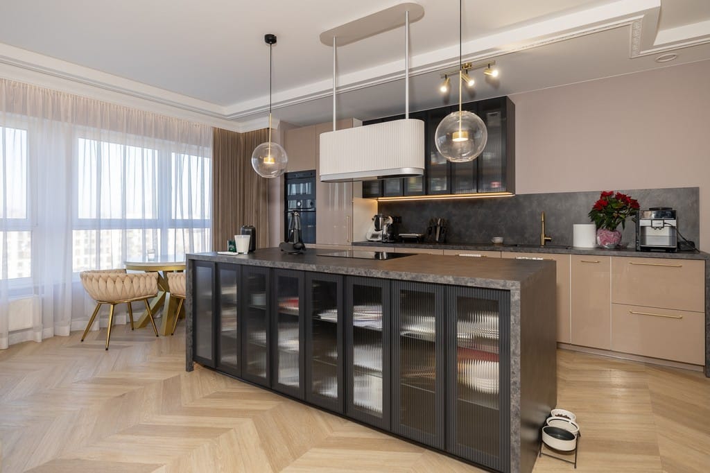 Mieszkanie 4 pokojowe na Sprzedaż