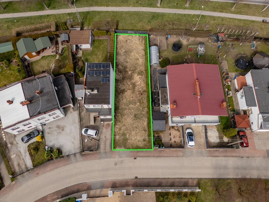 Działka  pokojowe na Sprzedaż