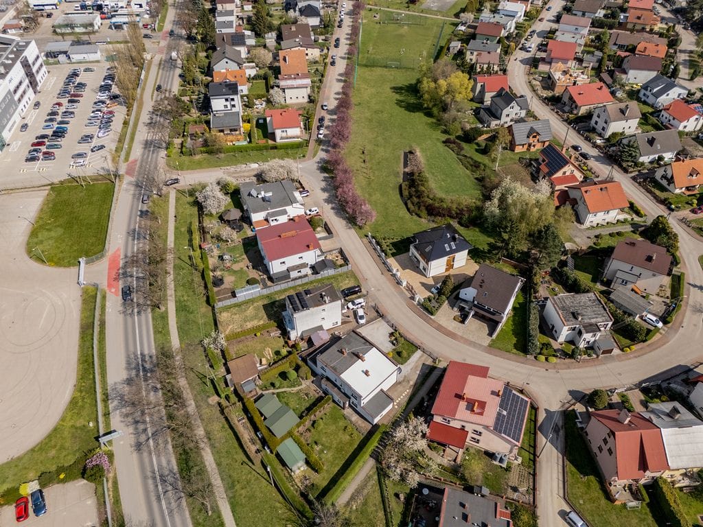 Działka  pokojowe na Sprzedaż