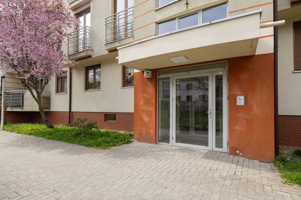 Mieszkanie 2 pokojowe na Sprzedaż