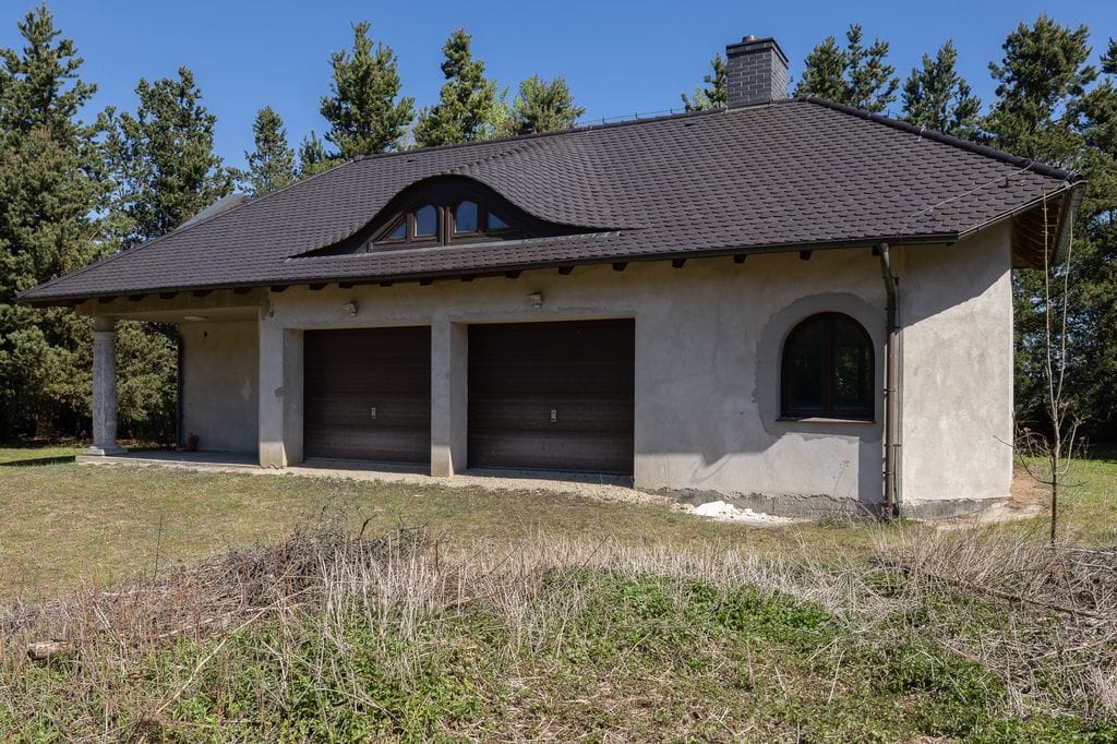 Dom 8 pokojowe na Sprzedaż