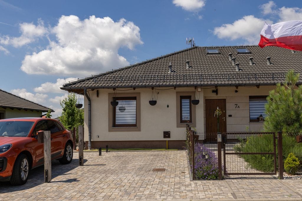 Dom 4 pokojowe na Sprzedaż