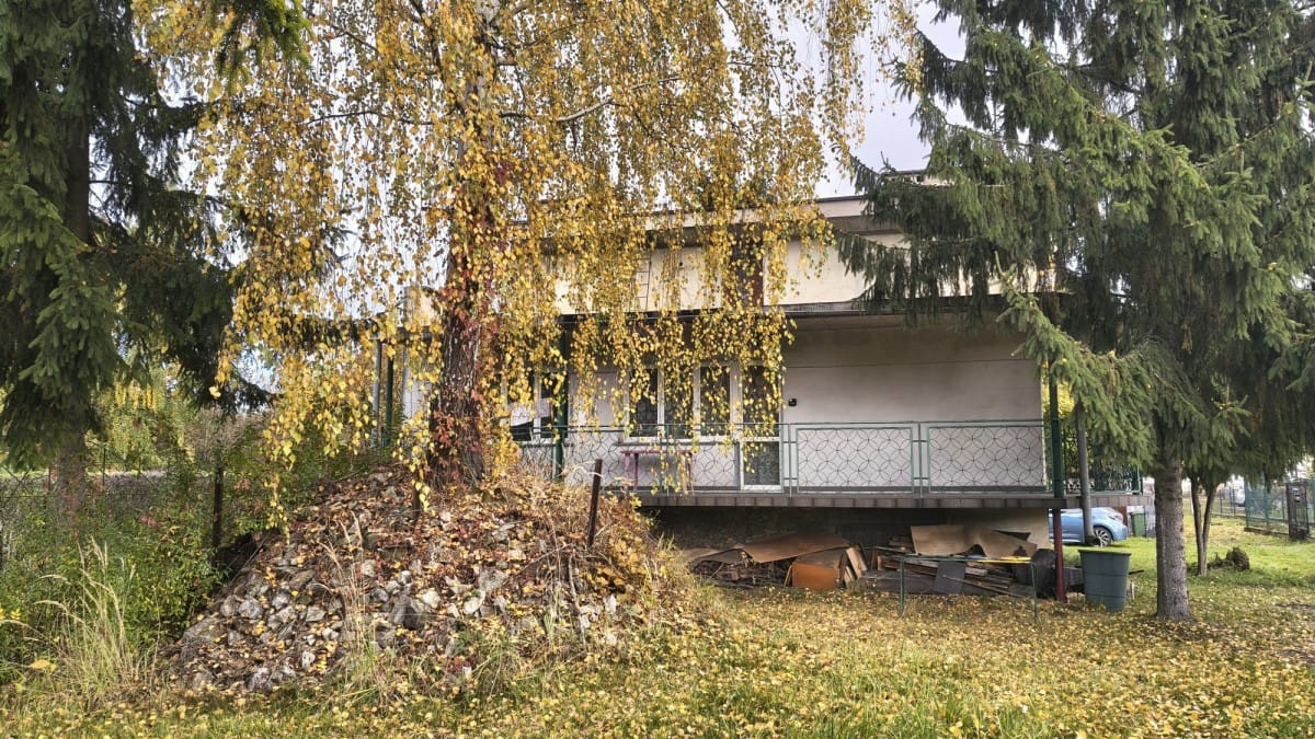 Dom 5 pokojowe na Sprzedaż