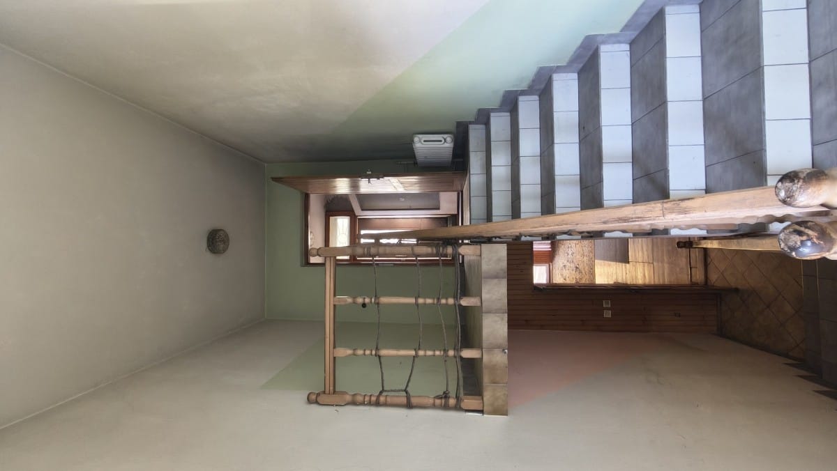 Dom 5 pokojowe na Sprzedaż