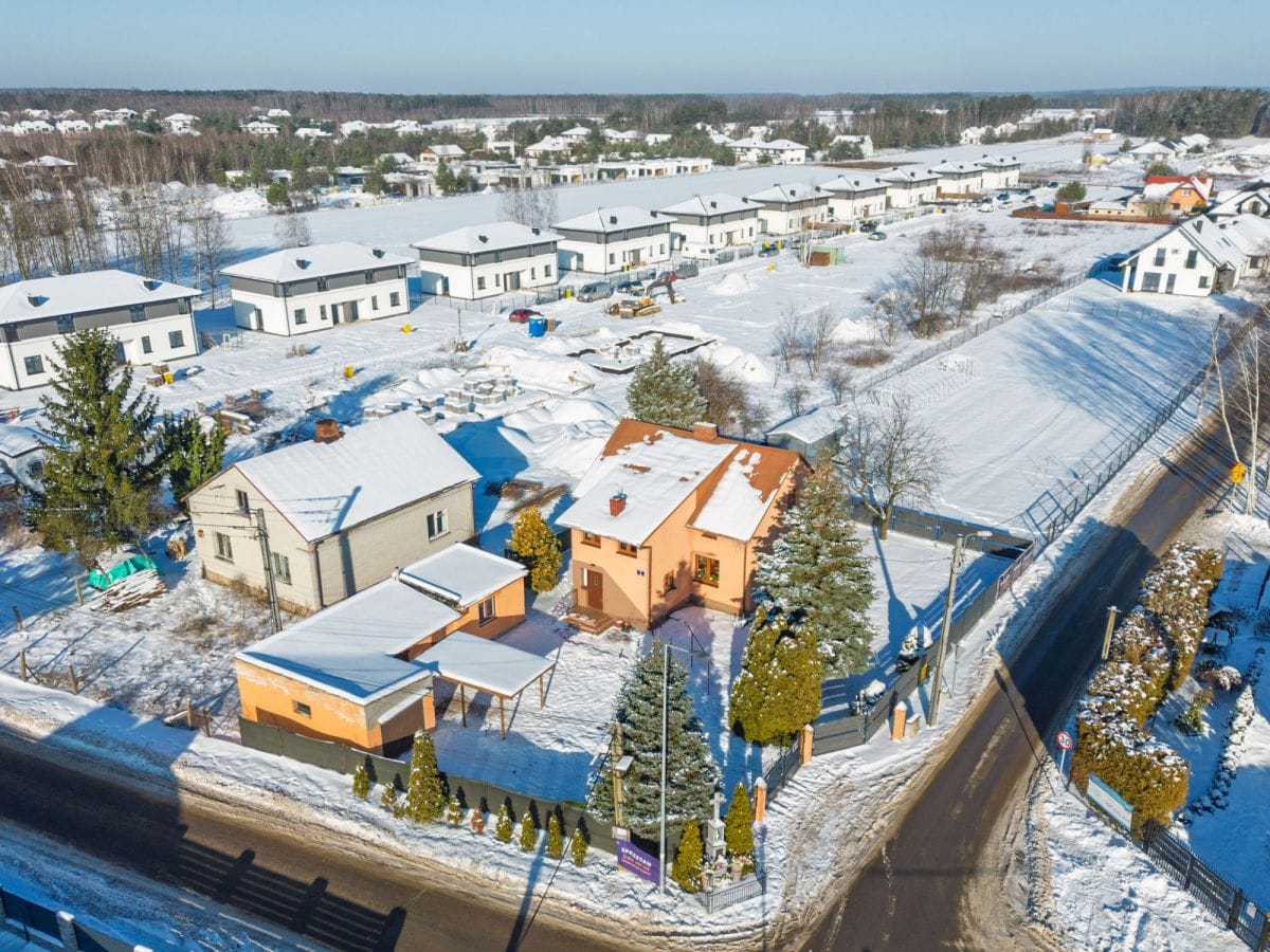 Dom 6 pokojowe na Sprzedaż