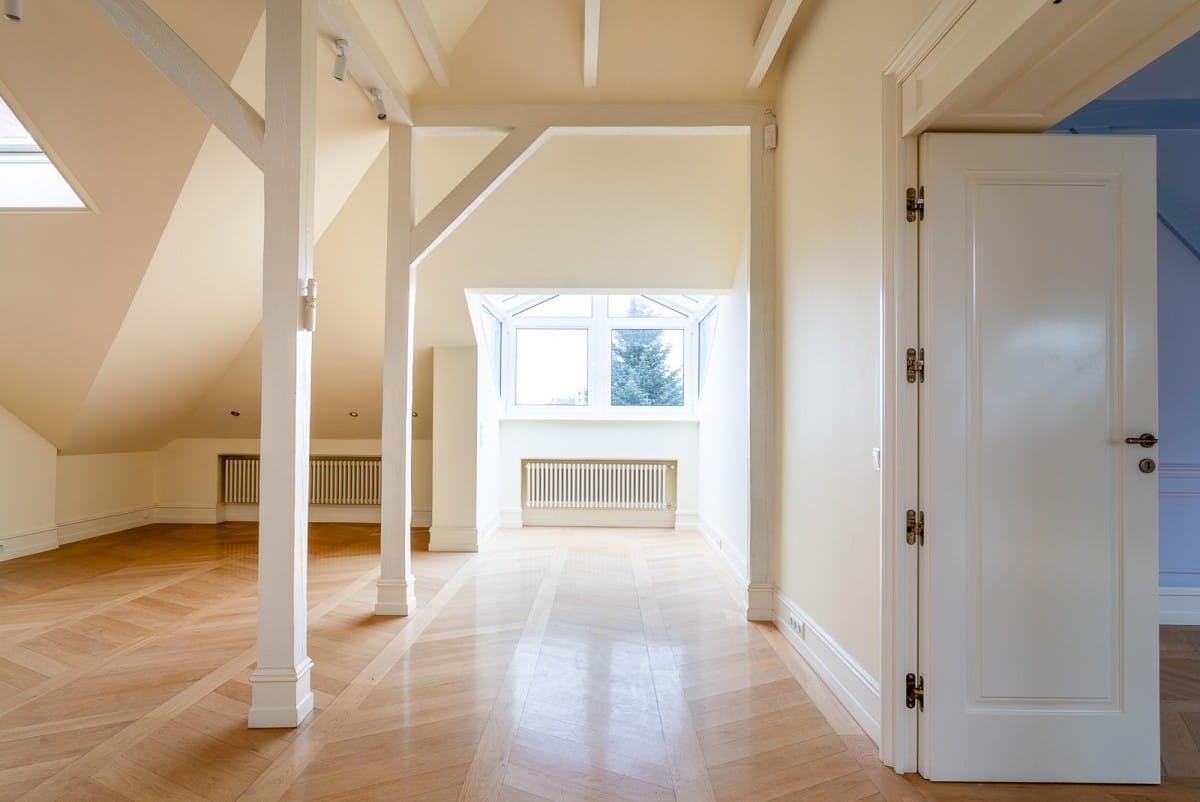 Mieszkanie 5 pokojowe na Sprzedaż