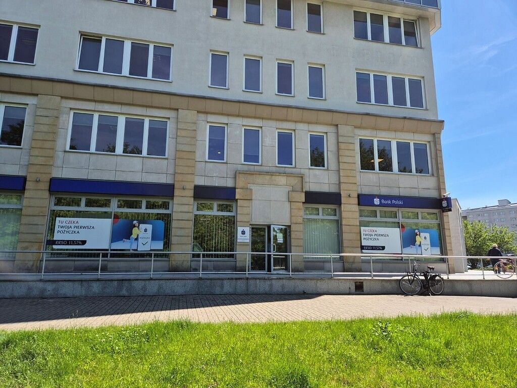 Lokal użytkowy  pokojowe na Sprzedaż
