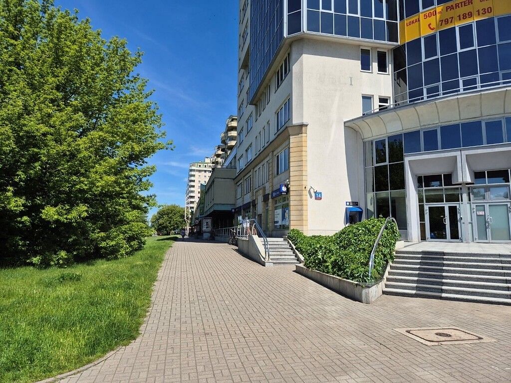 Lokal użytkowy  pokojowe na Sprzedaż