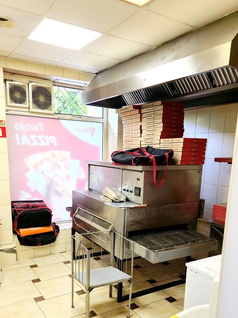 Lokal użytkowy  pokojowe na Wynajem