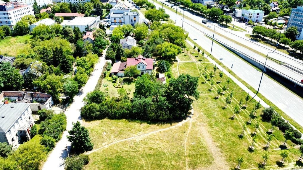 Działka  pokojowe na Sprzedaż