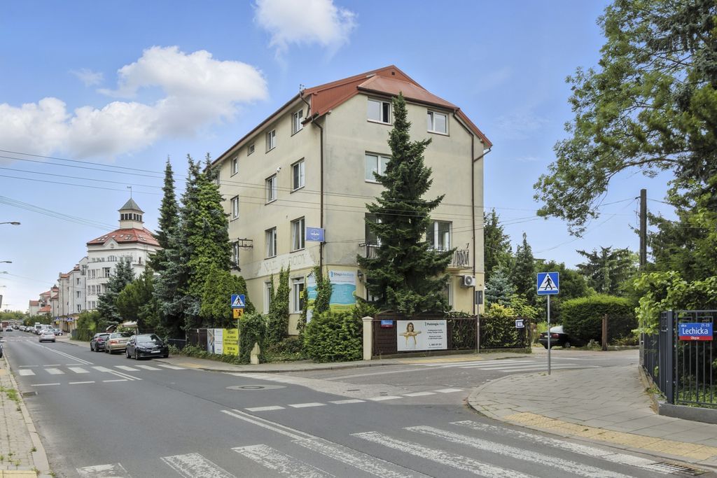 Lokal użytkowy  pokojowe na Sprzedaż