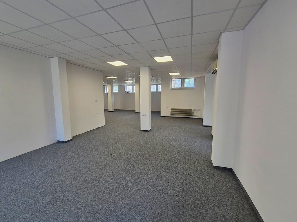 Lokal użytkowy  pokojowe na Sprzedaż