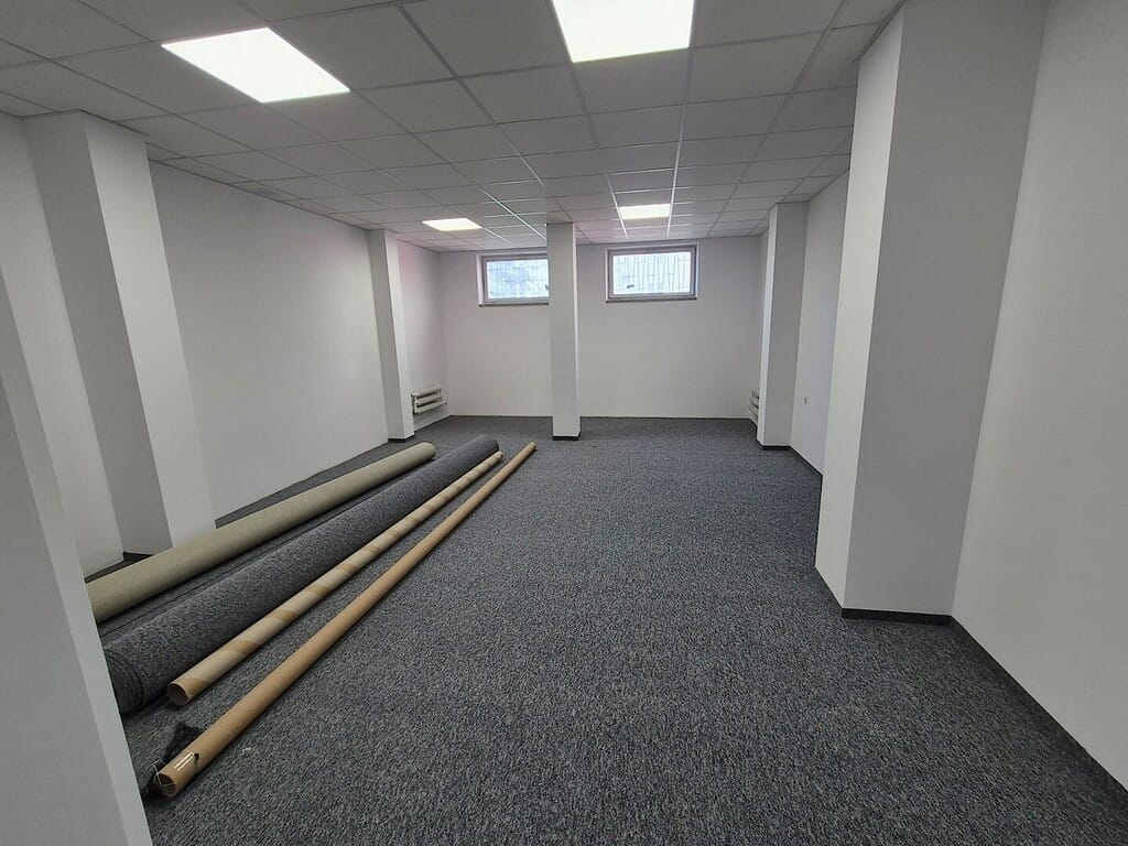 Lokal użytkowy  pokojowe na Sprzedaż