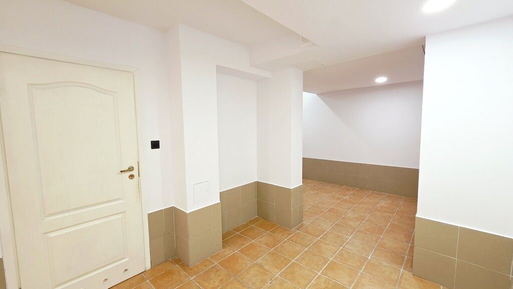 Lokal użytkowy  pokojowe na Wynajem