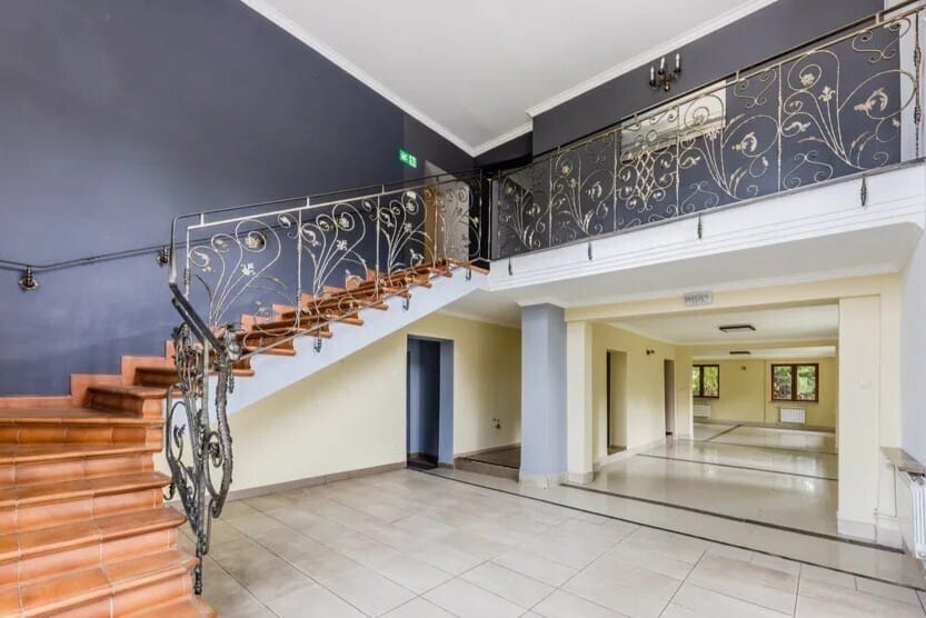 Lokal użytkowy  pokojowe na Sprzedaż