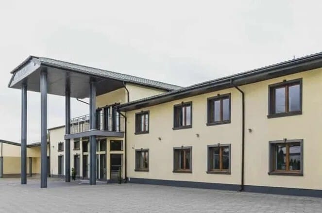 Lokal użytkowy  pokojowe na Sprzedaż