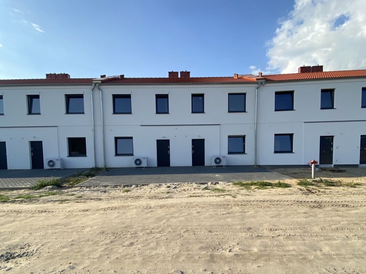 Dom 4 pokojowe na Sprzedaż