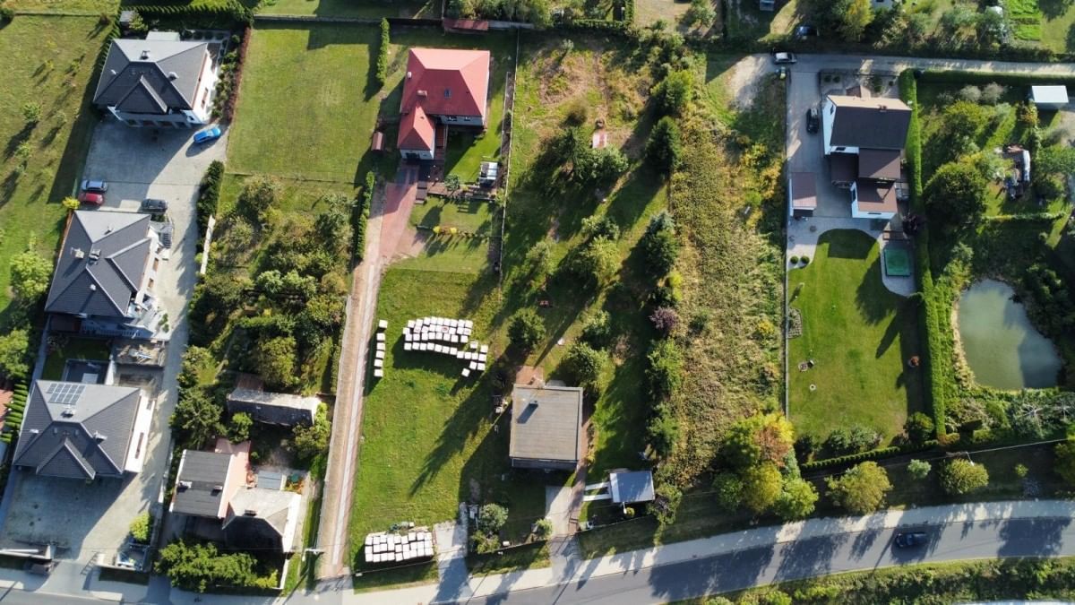 Działka  pokojowe na Sprzedaż