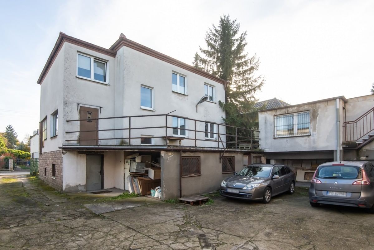 Dom 5 pokojowe na Sprzedaż