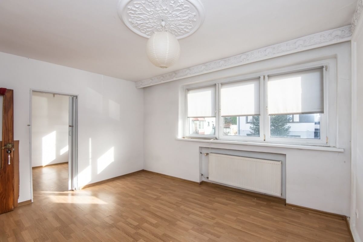 Dom 5 pokojowe na Sprzedaż