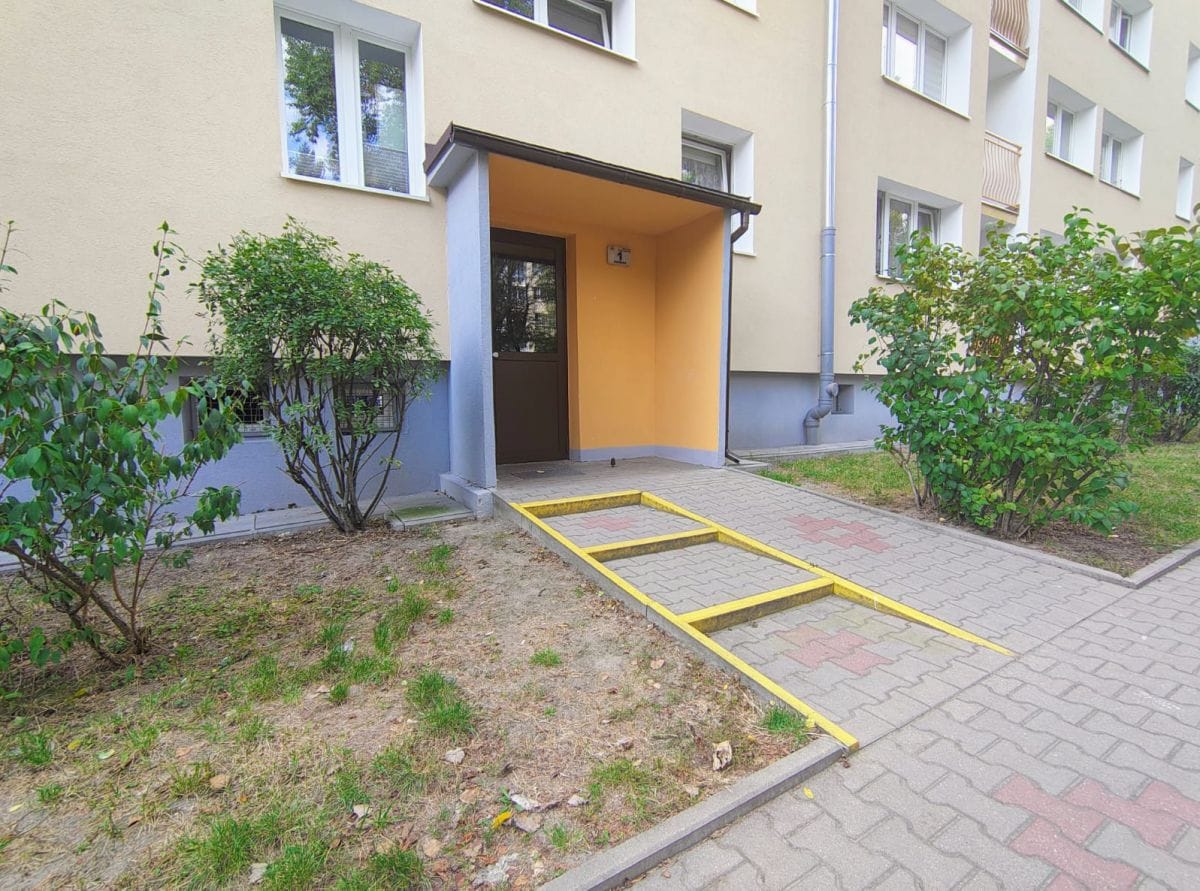 Mieszkanie 3 pokojowe na Sprzedaż