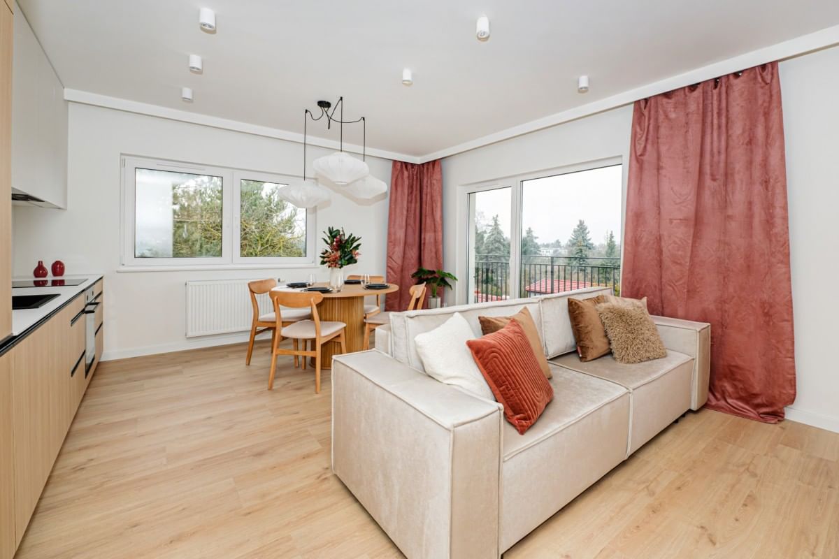 Mieszkanie na Sprzedaż 3 pokoje biuro Tur Nieruchomości Mieszkanie 3 pokojowe na Sprzedaż