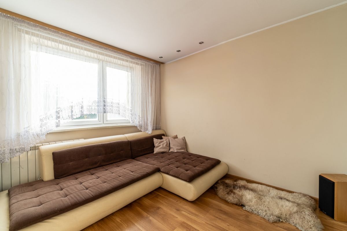 Dom 6 pokojowe na Sprzedaż