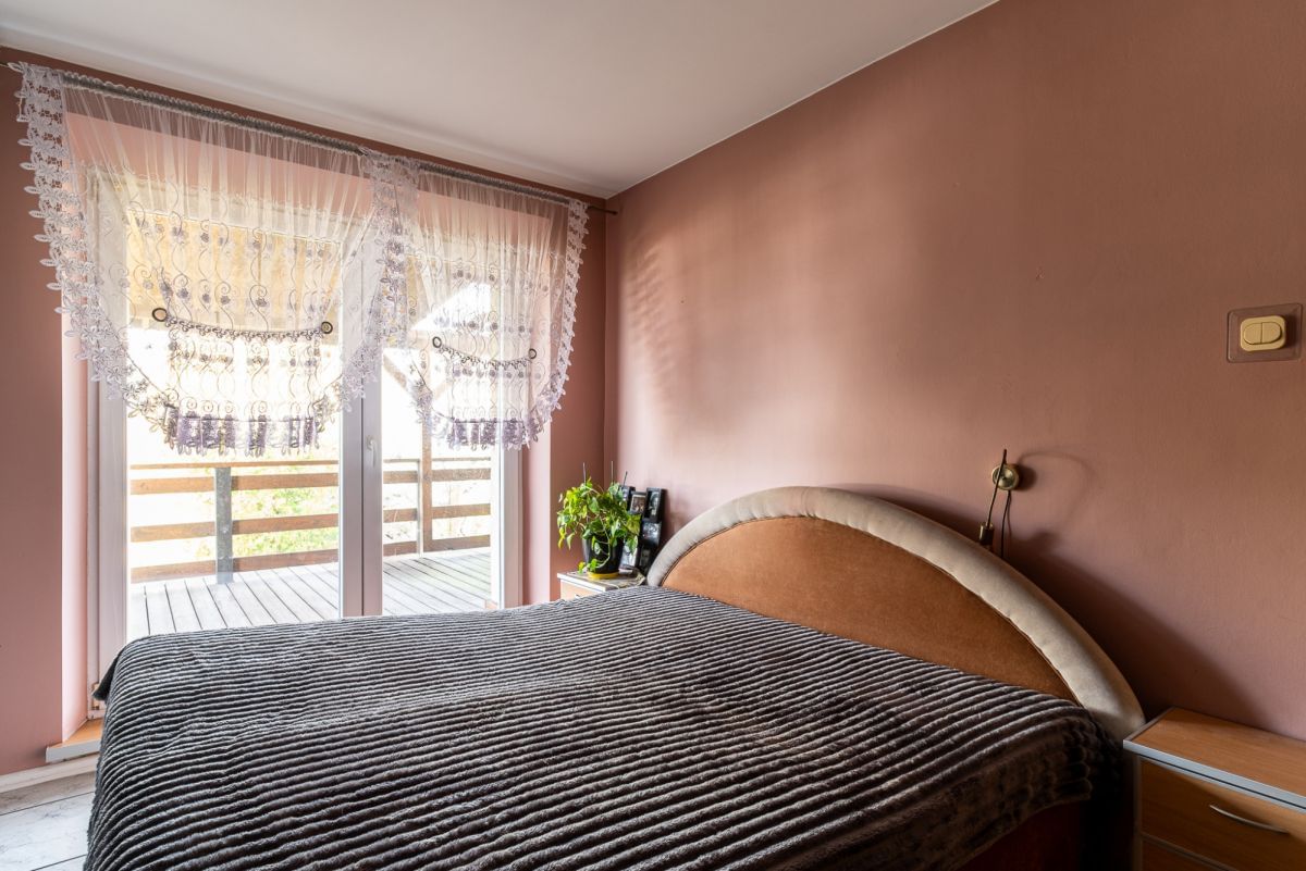 Dom 6 pokojowe na Sprzedaż