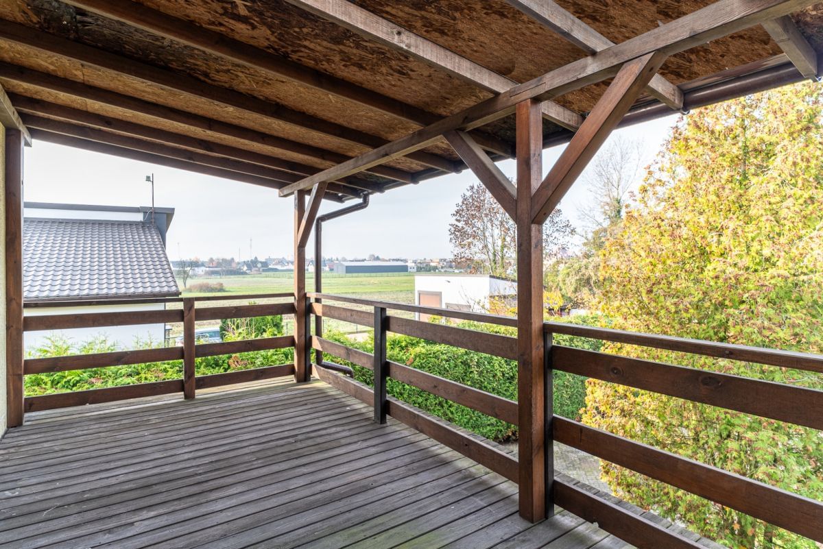 Dom 6 pokojowe na Sprzedaż