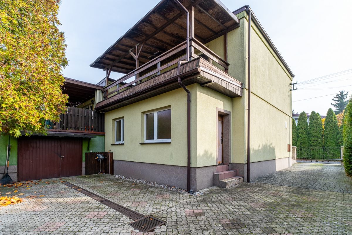 Dom 6 pokojowe na Sprzedaż