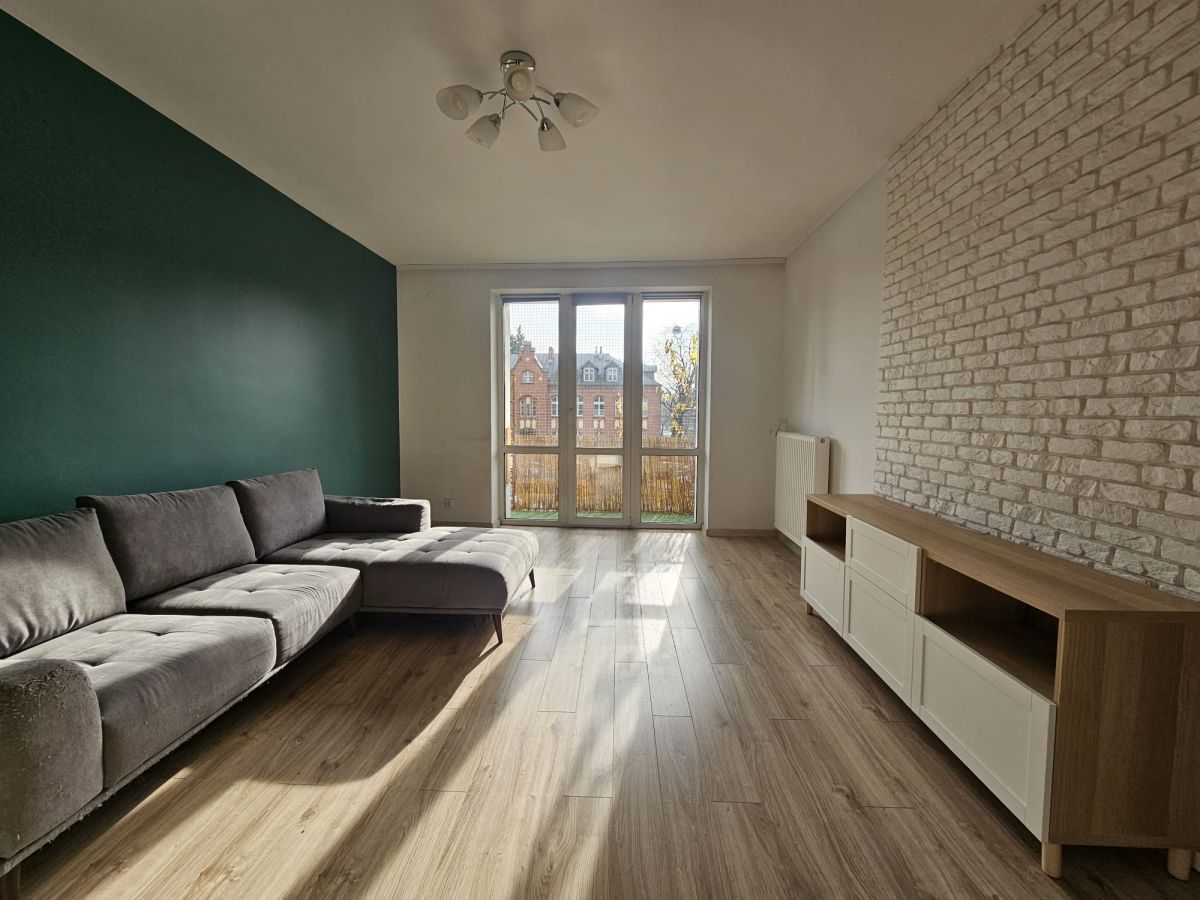 Mieszkanie 3 pokojowe na Sprzedaż