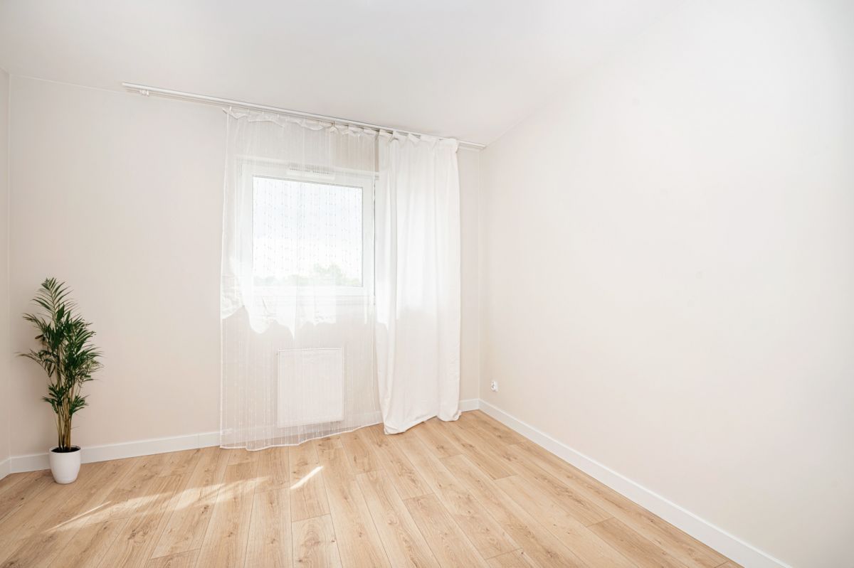 Mieszkanie 4 pokojowe na Sprzedaż