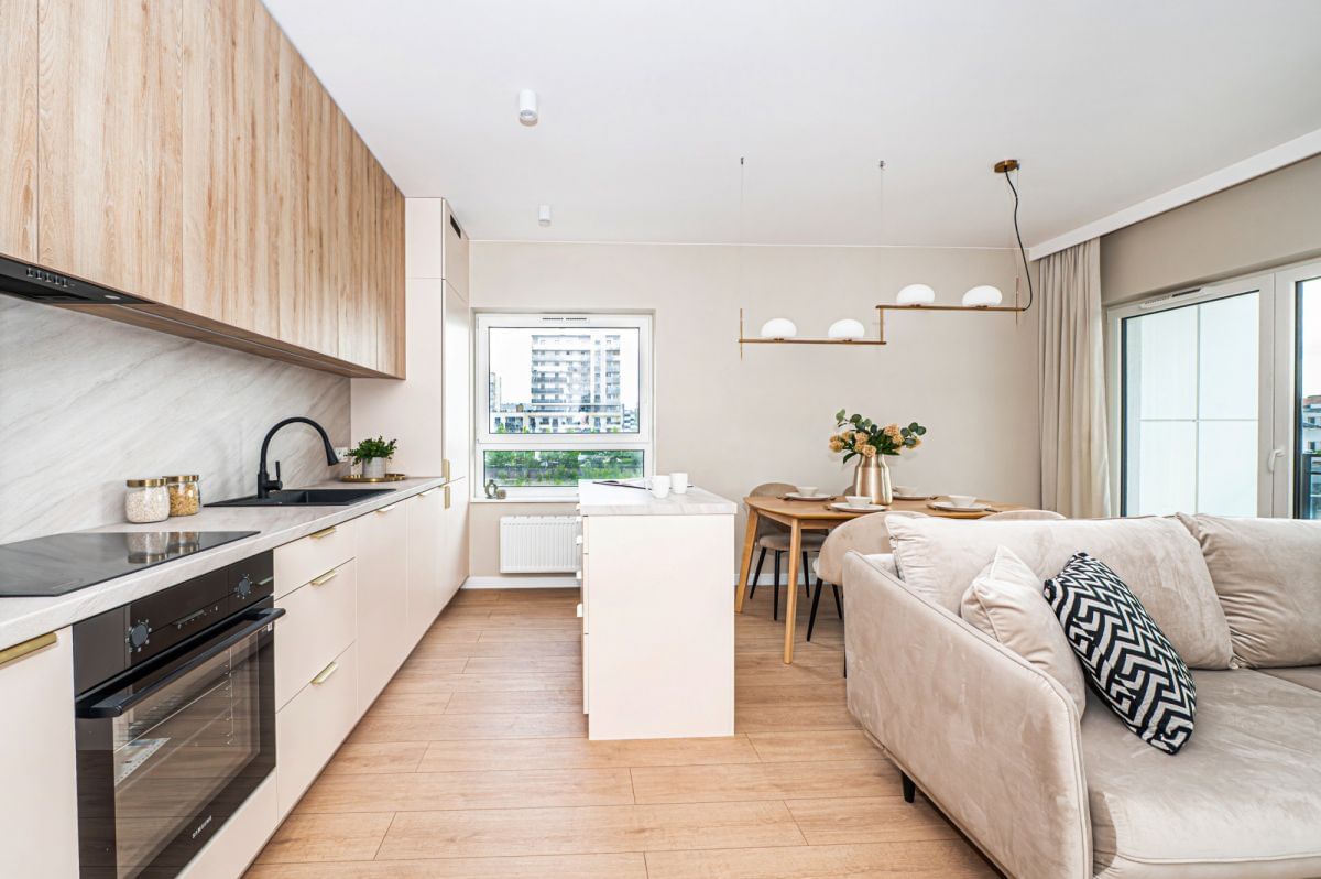 Mieszkanie 3 pokojowe na Sprzedaż