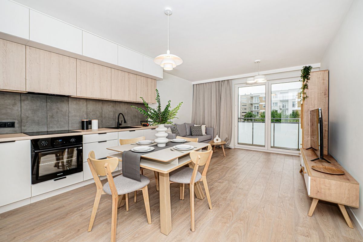 Mieszkanie 4 pokojowe na Sprzedaż