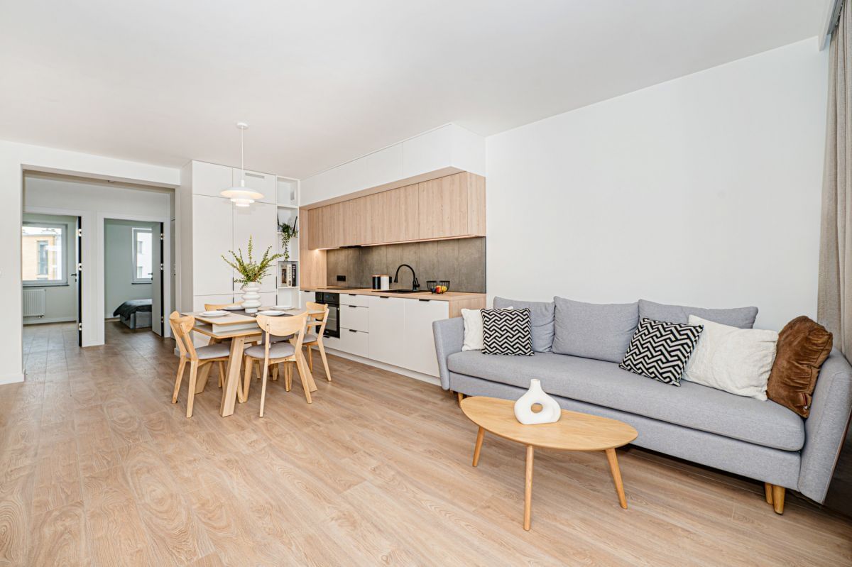 Mieszkanie 4 pokojowe na Sprzedaż