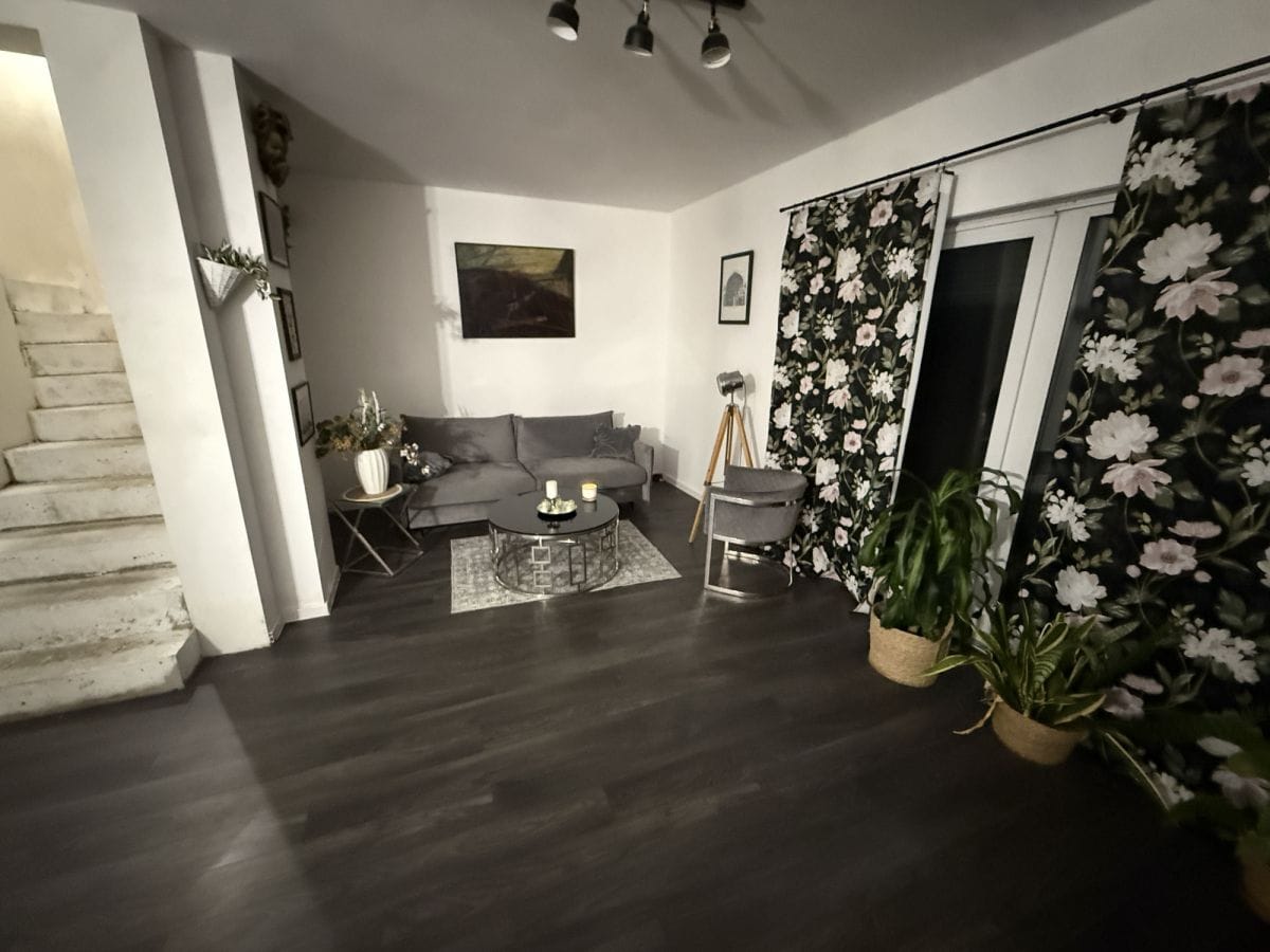 Dom 4 pokojowe na Sprzedaż