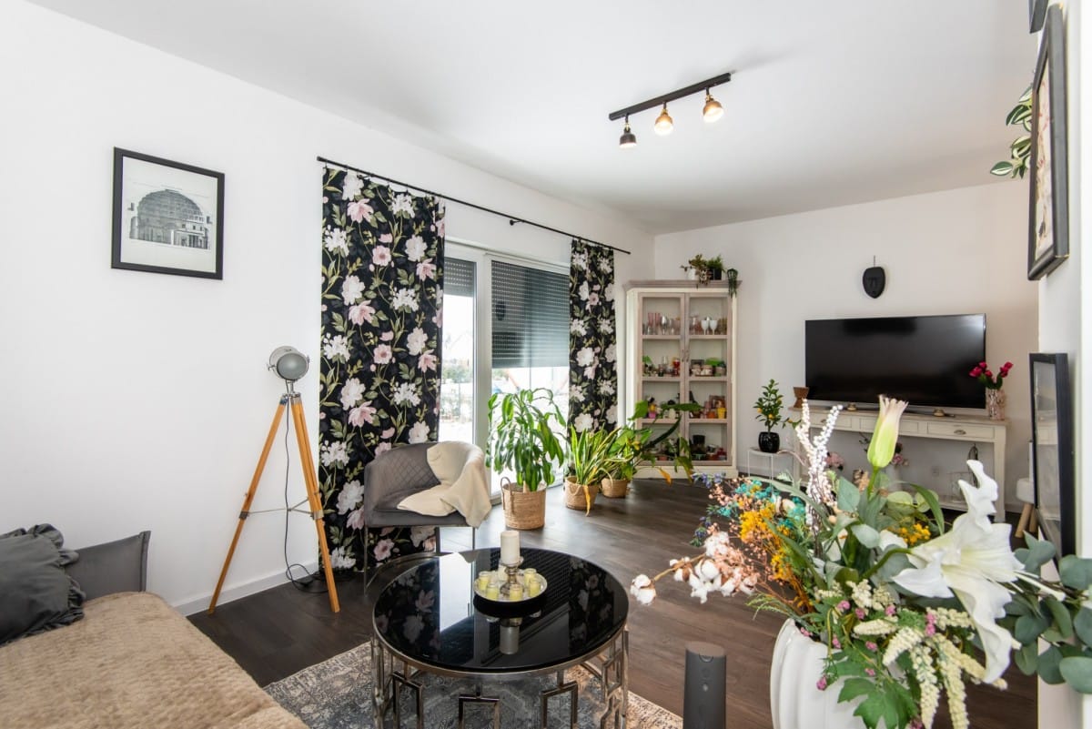 Dom 4 pokojowe na Sprzedaż