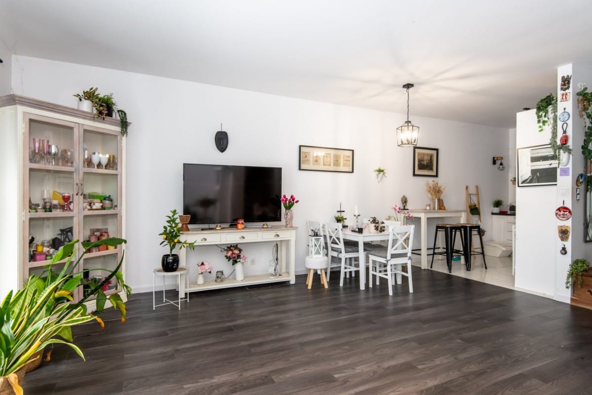 Dom 4 pokojowe na Sprzedaż