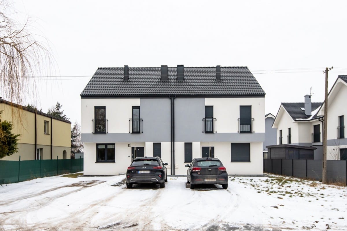 Dom 4 pokojowe na Sprzedaż