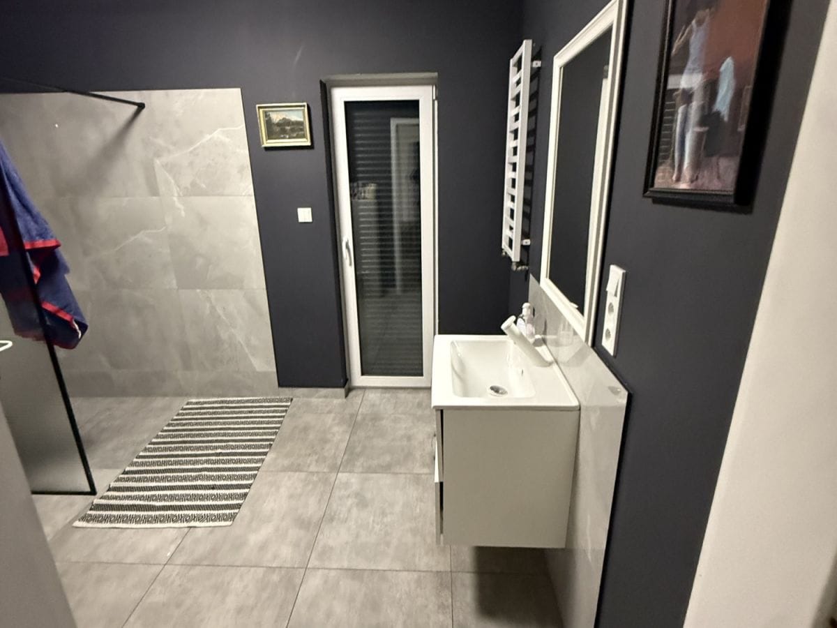 Dom 4 pokojowe na Sprzedaż