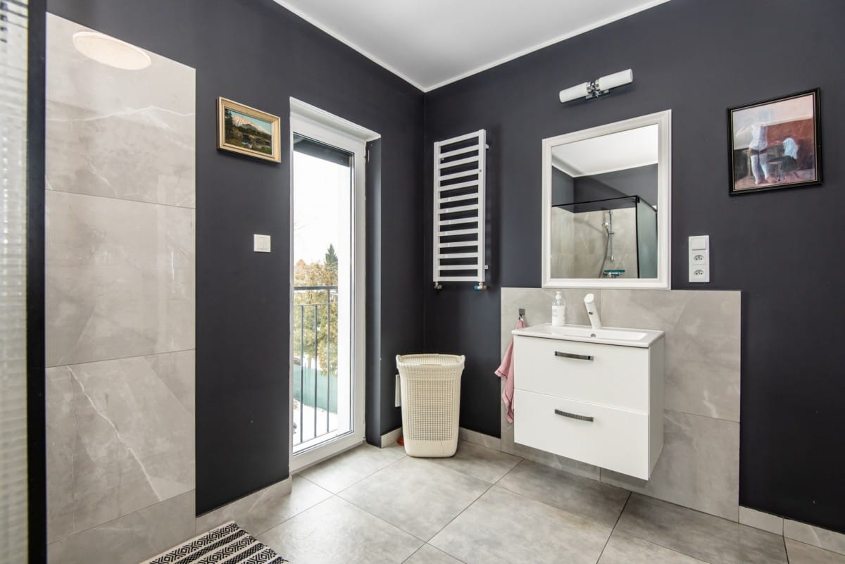 Dom 4 pokojowe na Sprzedaż