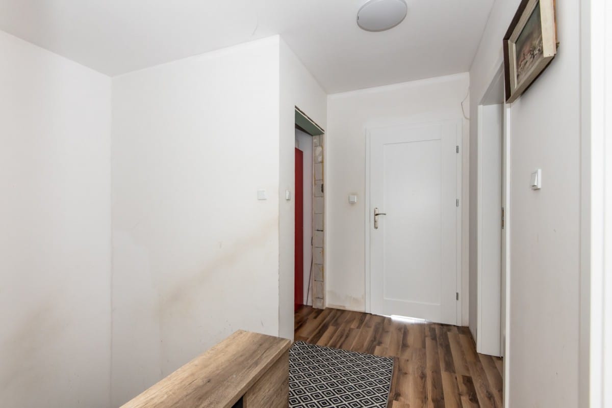 Dom 4 pokojowe na Sprzedaż