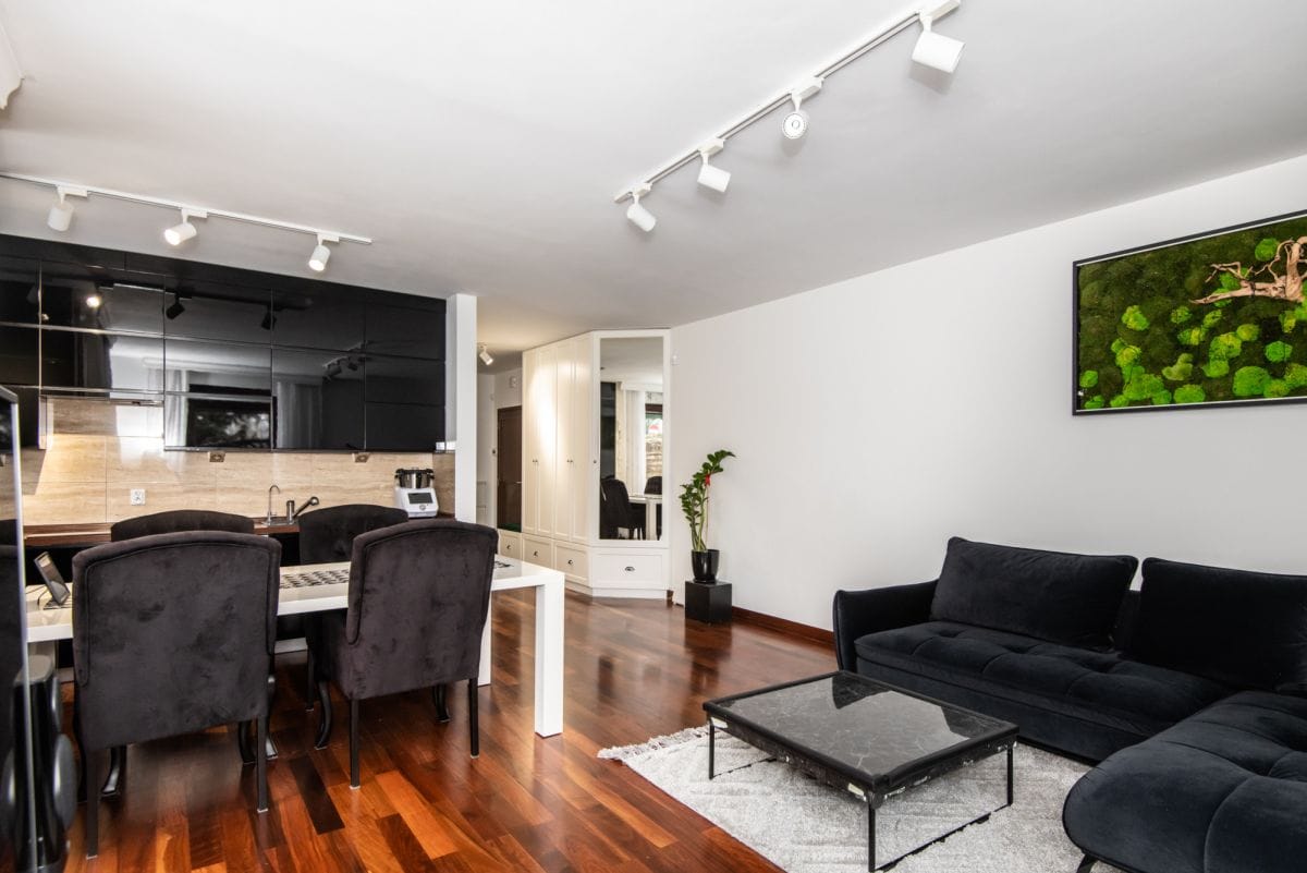 Mieszkanie 3 pokojowe na Sprzedaż