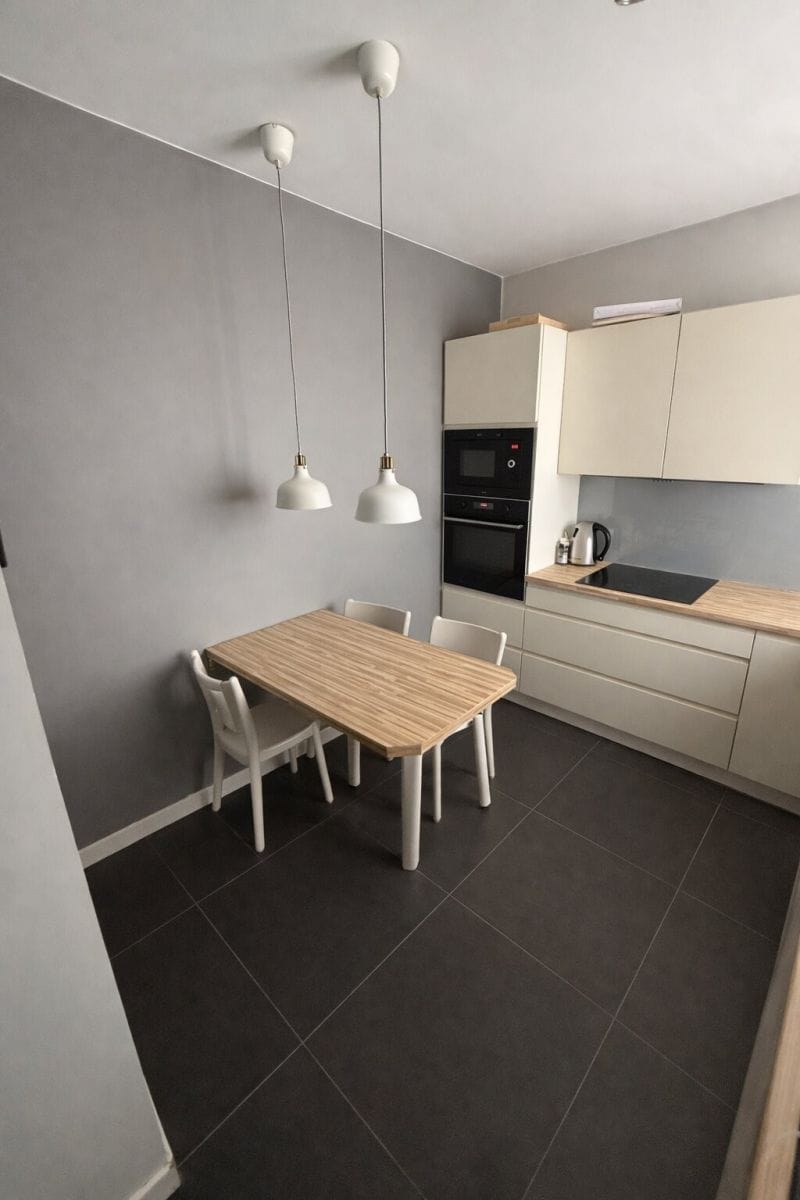 Mieszkanie 4 pokojowe na Sprzedaż