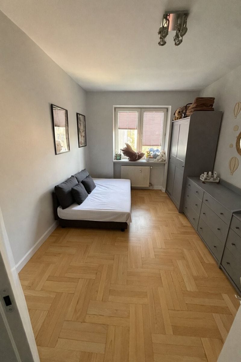 Mieszkanie 4 pokojowe na Sprzedaż