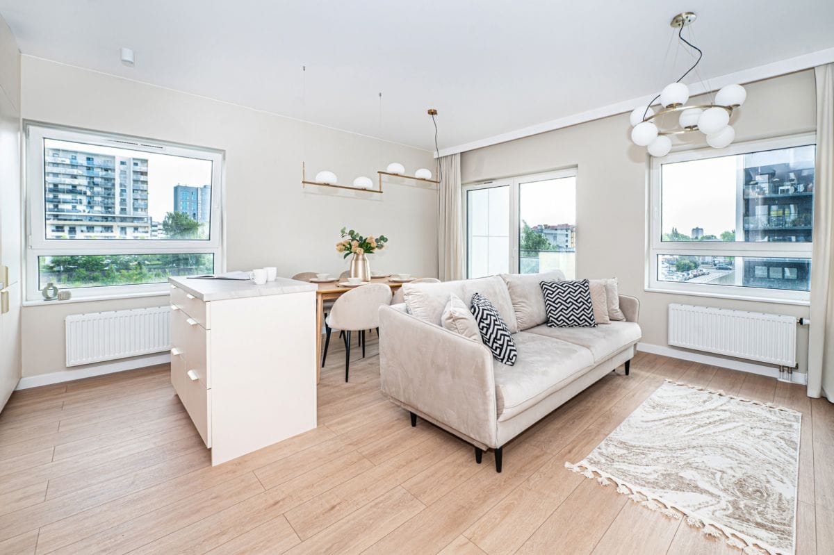 Mieszkanie 3 pokojowe na Sprzedaż